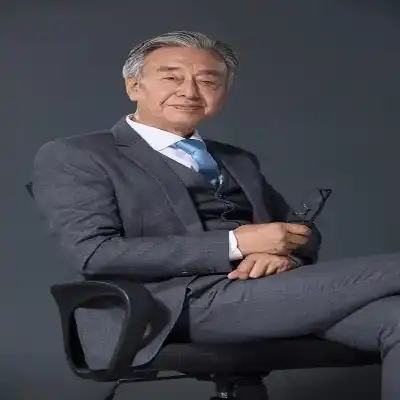 雍恨云